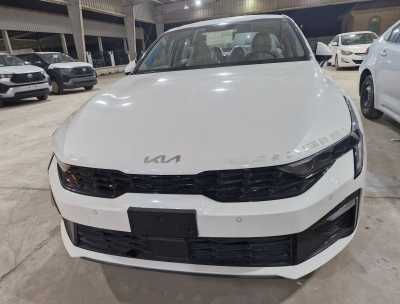  Kia / K5 brand new car for sale in dammam ksa