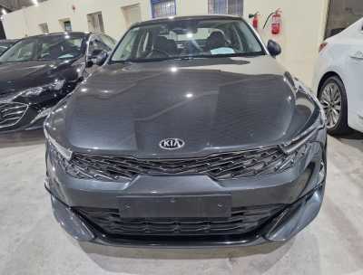  Kia / K5 used car for sale in dammam ksa