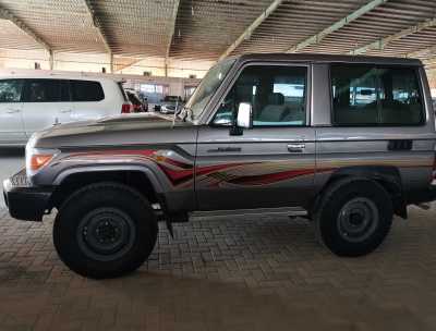  Toyota / Land Cruiser 2009 for sale in Dammam