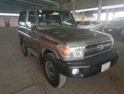  Toyota / Land Cruiser 2009 for sale in Dammam