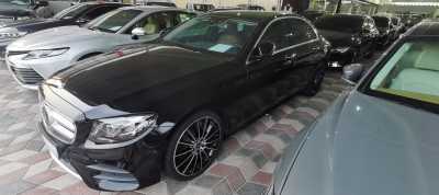Mercedes-Benz / E 400 2019