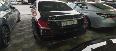 Mercedes-Benz / E 400 2019