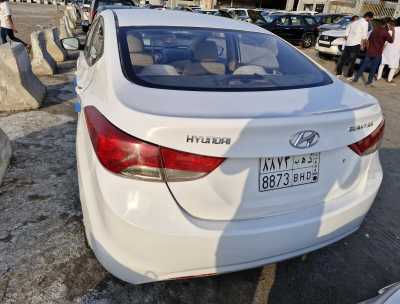  Hyundai / Elantra 2014