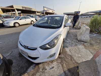  Hyundai / Elantra 2014