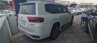  Toyota / Land Cruiser 2024
