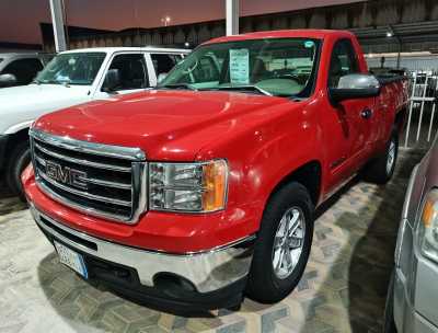 GMC / Sierra 2012 for Sale in Dammam