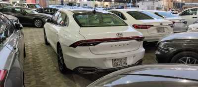 Hyundai / Azera 2022