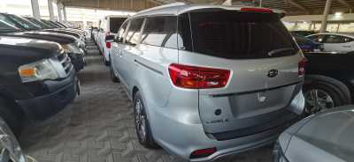  Kia / Carnival 2019