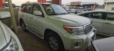  Toyota / Land Cruiser 2013 GXR V6 2013