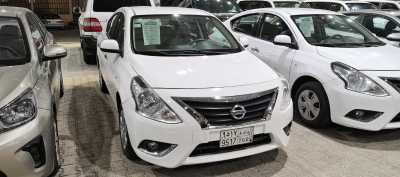 Nissan / Sunny 2019 