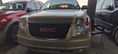  GMC / Yukon XL for sale in Dammam