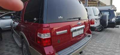  Ford / Expedition 2007 for sale in Dammam