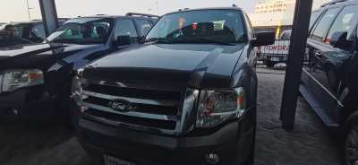  Ford / Expedition 2014 for Sale in Dammam