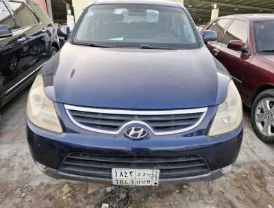  Hyundai / Santa Fe 2009 For Sale in Dammam