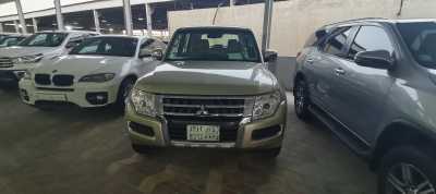 Mitsubishi / Pajero 2017