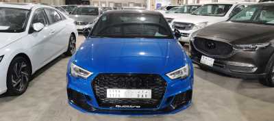 Audi / RS 3 2017