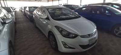  Hyundai / Elantra 2015