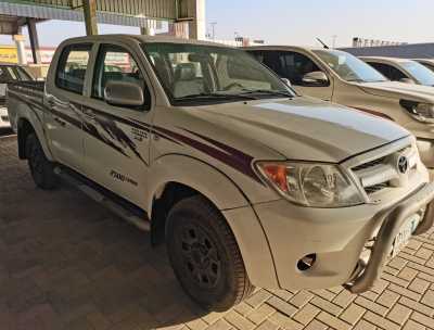  Toyota / Hilux 2008 used pickup