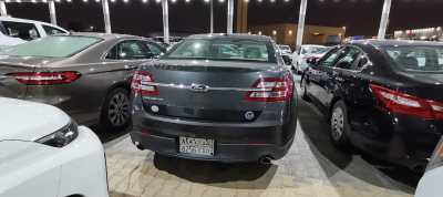 Ford / Taurus 2017 