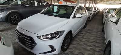  Hyundai / Elantra 2018 for sale in Dammam