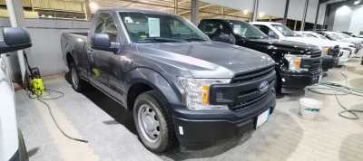 Ford / F-150 2018 v8 