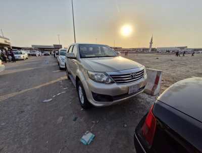  Toyota / Fortuner 2015 