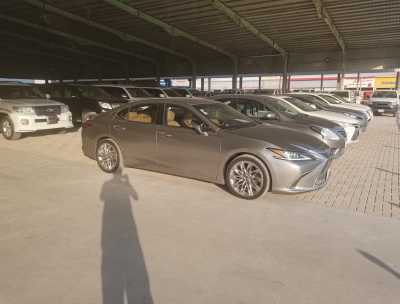  Lexus / ES 350