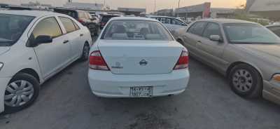 Nissan / Sunny 2012 for sale in Dammam