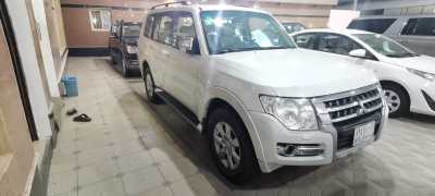  Mitsubishi / Pajero 2016