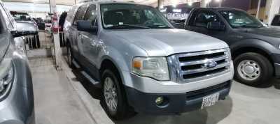  Ford / Expedition 2013
