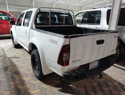  Isuzu / D-Max 2012 