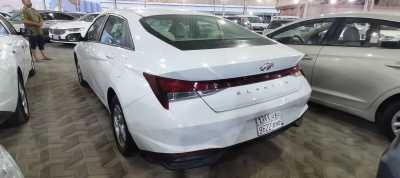  Hyundai / Elantra 2021