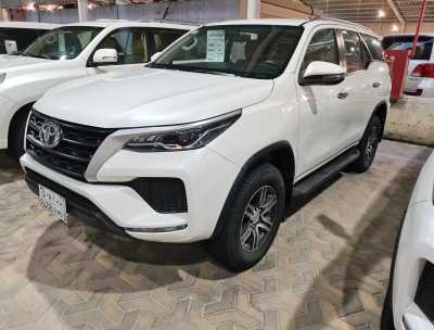 Toyota / Fortuner GX for Sale in Dammam