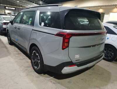  Kia / Carnival 2025