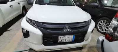  Mitsubishi L200 Pickup 2021