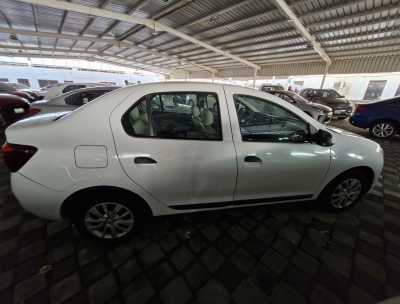  Renault / Symbol 2020 for Sale in Dammam
