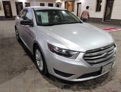  Ford / Taurus 2017 for Sale in Dammam