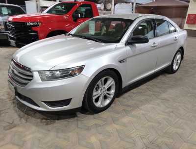  Ford / Taurus 2017 for Sale in Dammam