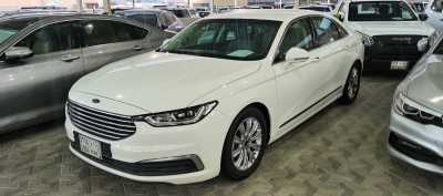  Ford / Taurus 2022 for sale in Dammam