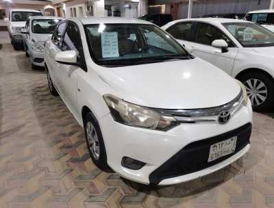  Toyota / Yaris 2014