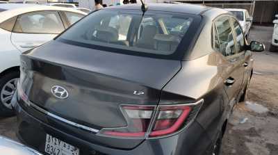  Hyundai / i10 