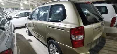  Kia / Carnival 2009 for Sale in Dammam