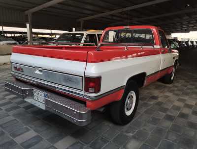  GMC / Sierra 1984 Classic for Sale in Dammam