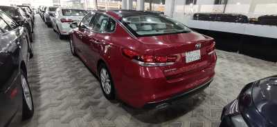 Kia / Optima 2017