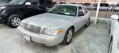  Ford / Crown Victoria 2011 