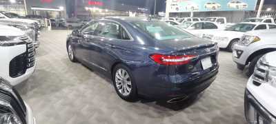 Ford Taurus 2021 