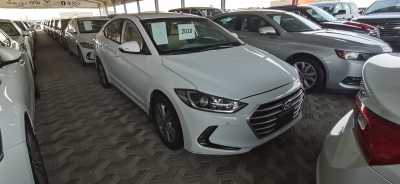  Hyundai / Elantra 2018