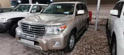  Toyota / Land Cruiser 2015 for Sale in Dammam