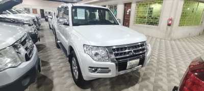  Mitsubishi / Pajero 2017