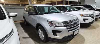 Ford / Explorer 2018 for sale in Dammam